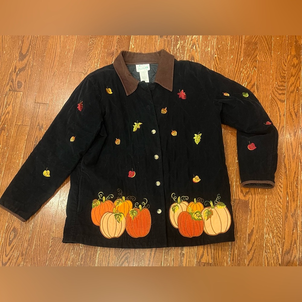 Quacker Factory fall themed corduroy lightweight jacket with‎ pumpkins